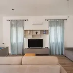 Villa Stunning Seaview