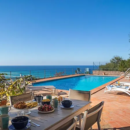 Willa Stunning Seaview Altavilla Milicia